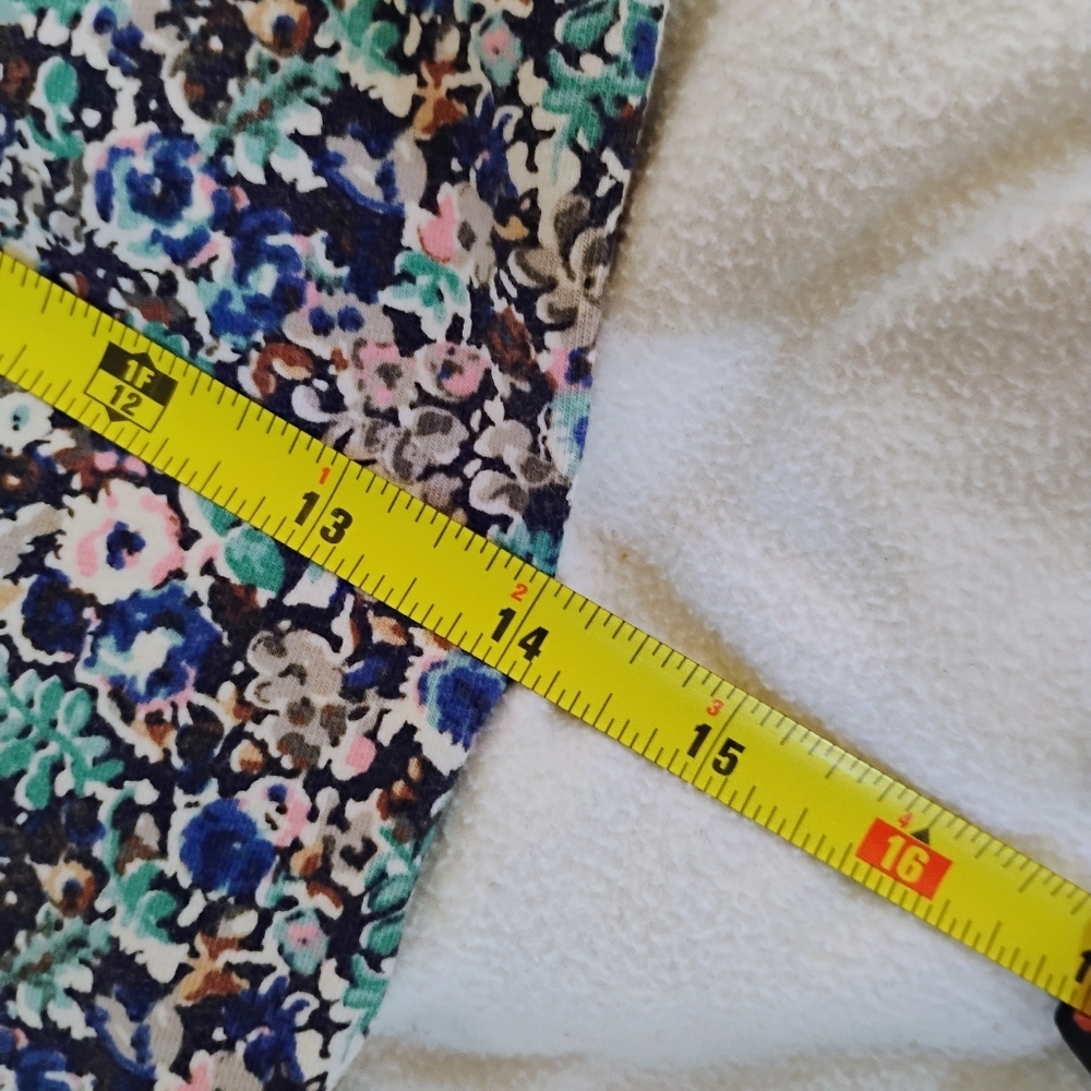 American Eagle Outfitters Floral Cropped  Leggings in Blue, Green & Pink - Picture 7 of 9